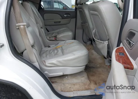 2007 Chevrolet Tahoe Lt from USA, damaged, VIN 1GNFC13J67R397092